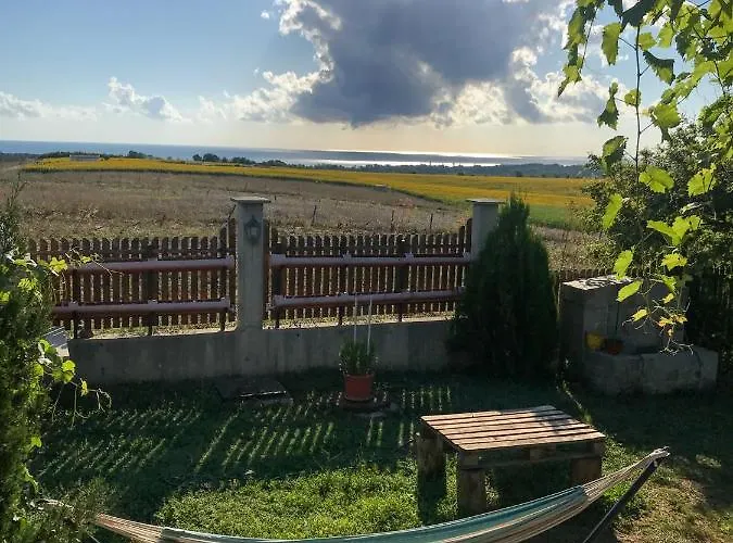 Vis Frühstückspension Velika